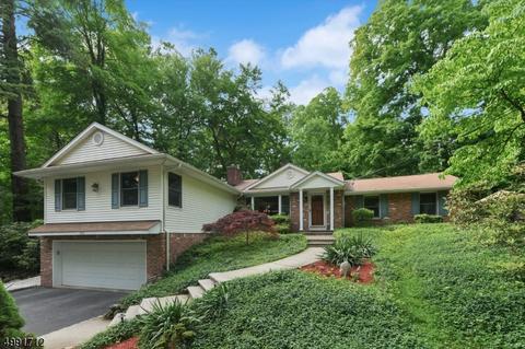 284 Beech Ter, Wayne, NJ 07470 photo 2
