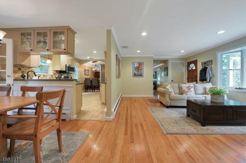 284 Beech Ter, Wayne, NJ 07470 photo 6