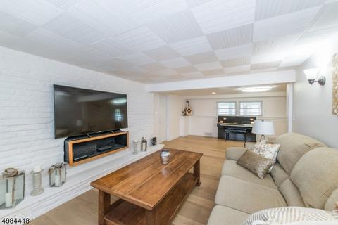 11 Lawrence Rd, Wayne, NJ 07470 photo 10