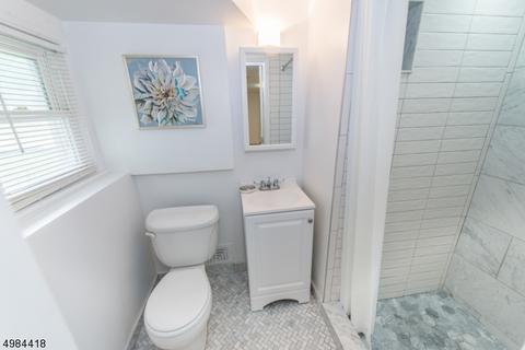 11 Lawrence Rd, Wayne, NJ 07470 photo 13