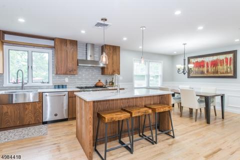 11 Lawrence Rd, Wayne, NJ 07470 photo 3