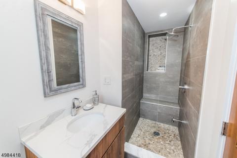 11 Lawrence Rd, Wayne, NJ 07470 photo 15