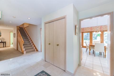 5 Little Pl, Wayne, NJ 07470 photo 16