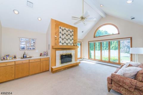 5 Little Pl, Wayne, NJ 07470 photo 4