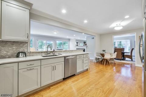 16 Linden Pl, Summit, NJ 07901 photo 6