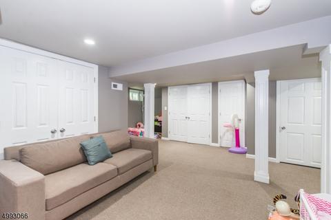 28 Hemlock Ter, Wayne, NJ 07470 photo 21