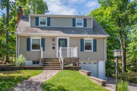28 Hemlock Ter, Wayne, NJ 07470 photo 1