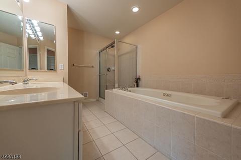 164 Levinberg Ln, Wayne, NJ 07470 photo 11