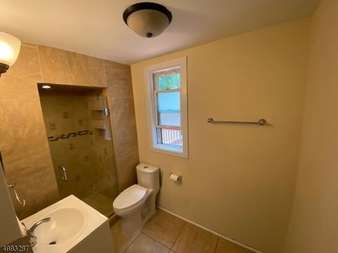 35 Central Ave, Dover, NJ 07801 photo 15