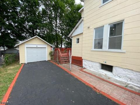 35 Central Ave, Dover, NJ 07801 photo 3