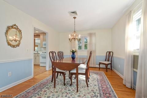 32 Maple St, Chatham, NJ 07928 photo 5
