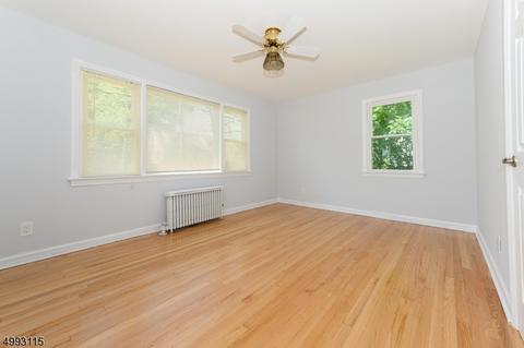 125 Summit Ave, Waldwick, NJ 07463 photo 10