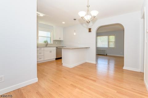 125 Summit Ave, Waldwick, NJ 07463 photo 5