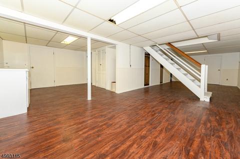 125 Summit Ave, Waldwick, NJ 07463 photo 18