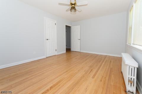 125 Summit Ave, Waldwick, NJ 07463 photo 11