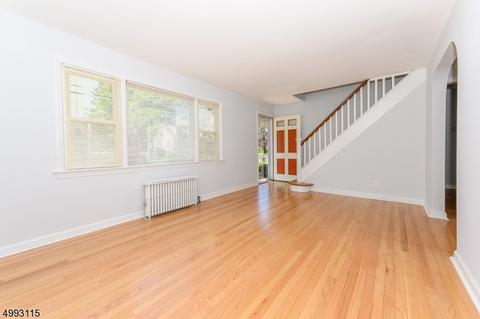 125 Summit Ave, Waldwick, NJ 07463 photo 3