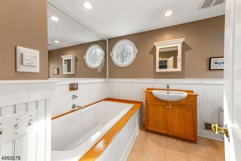 1 N Gate Rd, Mendham, NJ 07945 photo 13
