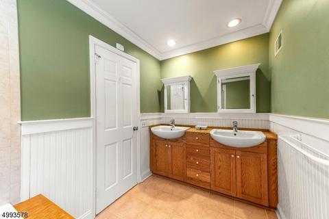 1 N Gate Rd, Mendham, NJ 07945 photo 17