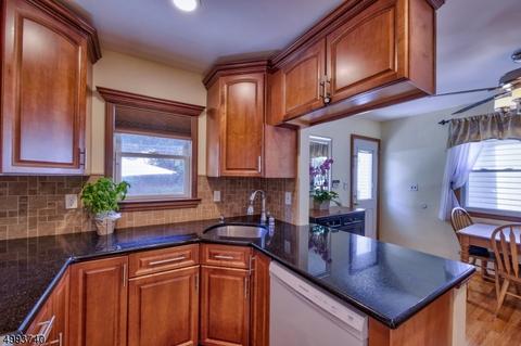 269 Pompton Rd, Wayne, NJ 07470 photo 3