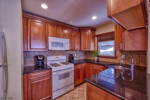 269 Pompton Rd, Wayne, NJ 07470 photo 4