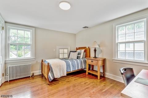 14 Pine Ter W, Millburn Twp., NJ 07078 photo 17