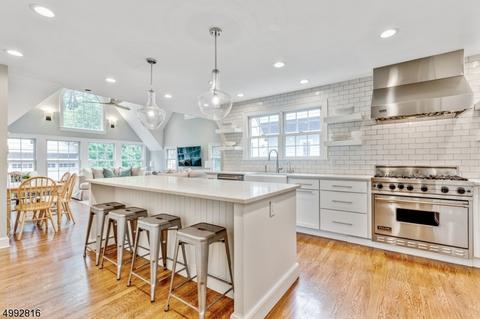 14 Pine Ter W, Millburn Twp., NJ 07078 photo 6