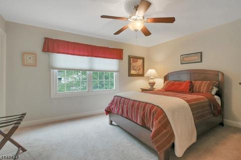 204 Pines Lake Dr, Wayne, NJ 07470 photo 22