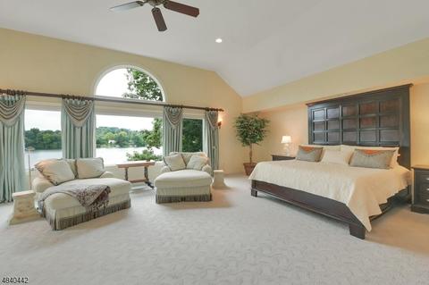 204 Pines Lake Dr, Wayne, NJ 07470 photo 16