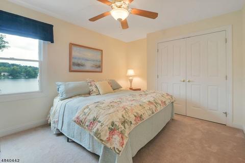 204 Pines Lake Dr, Wayne, NJ 07470 photo 20
