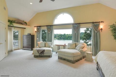 204 Pines Lake Dr, Wayne, NJ 07470 photo 17