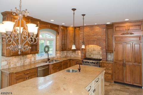 49 Combs Hollow Rd, Mendham, NJ 07945 photo 3