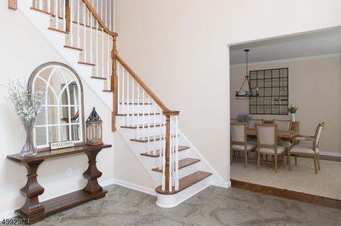 49 Combs Hollow Rd, Mendham, NJ 07945 photo 2