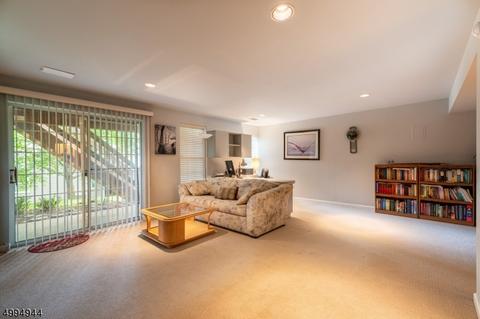 134 Warbler Dr, Wayne, NJ 07470 photo 23