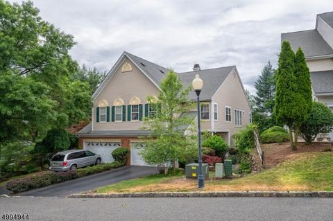 134 Warbler Dr, Wayne, NJ 07470 photo 1
