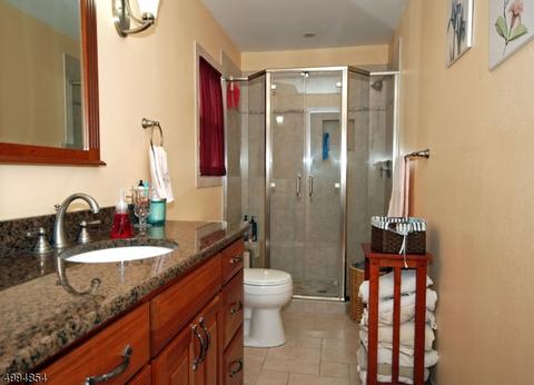 34 River Bend Rd, Clinton, NJ 08809 photo 9