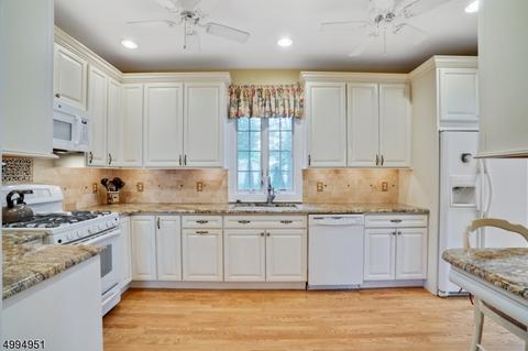 96 Tulip St, Summit, NJ 07901 photo 9