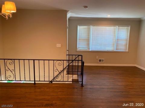 75 Meckes St, Springfield, NJ 07081 photo 4