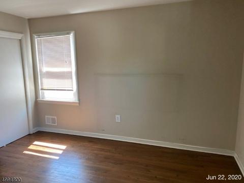 75 Meckes St, Springfield, NJ 07081 photo 8