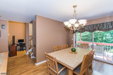 204 Butternut Dr, Wayne, NJ 07470 photo 8