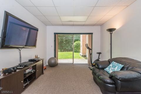 204 Butternut Dr, Wayne, NJ 07470 photo 22