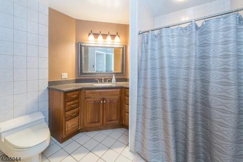 204 Butternut Dr, Wayne, NJ 07470 photo 18