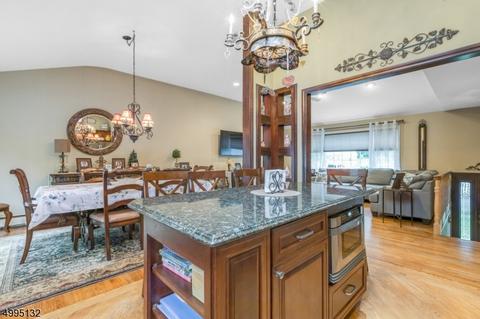 12 Perera Ave, Wayne, NJ 07470 photo 4