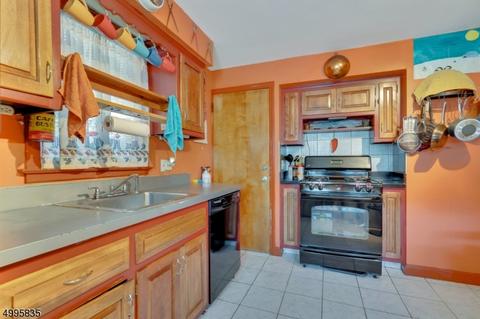 731 Summit Rd, Union, NJ 07083 photo 4