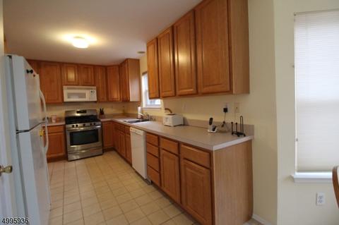 11 Lowry Ave, Wharton, NJ 07885 photo 6