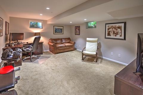 16 Cherry Ln, Mendham, NJ 07945 photo 19