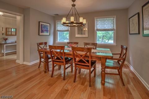 16 Cherry Ln, Mendham, NJ 07945 photo 8