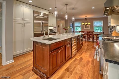 16 Cherry Ln, Mendham, NJ 07945 photo 7