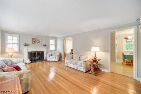 37 Tower Dr, Springfield, NJ 07081 photo 4