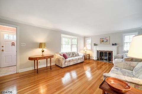 37 Tower Dr, Springfield, NJ 07081 photo 3