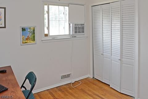50 Highview Ter, Dover, NJ 07801 photo 9
